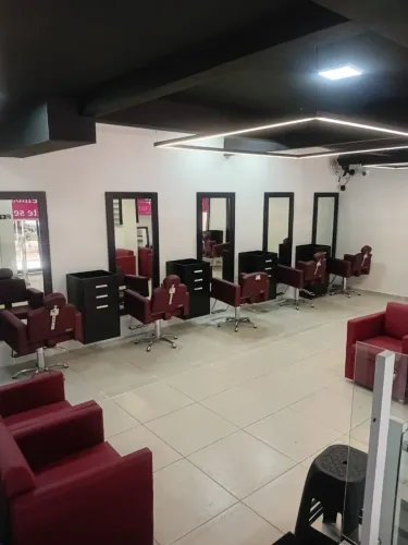 Vende-se Lindo Salão de Beleza em São Vicente - SP