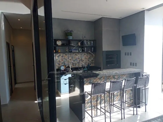 CASA TERREA EM CONDOMINIO COM 3 QUARTOS - CARMEN BLANCO