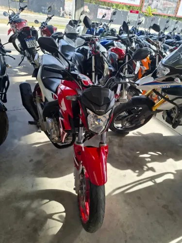 Honda CB Twister 250cc 2022 shalom veículos