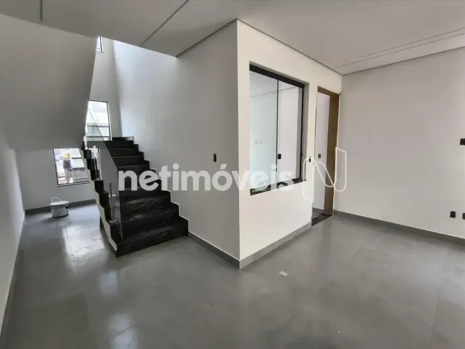 Casa Geminada de 3 quartos com suíte - Senhora das Graças / Betim