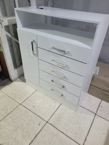Cômoda 5 gavetas, nova - entrego