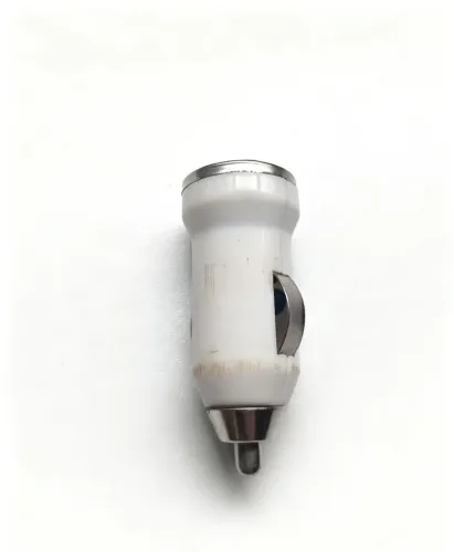 DOAÇÃO: Carregador USB (Modelo TX018) - Funcionando!