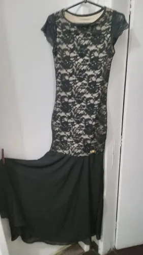 Vestido renda e crepe festa