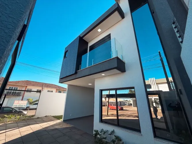 Sobrado com 3 dormitórios à venda, 177 m² por R$ 960.000,00 - Parque São Paulo - Cascavel/