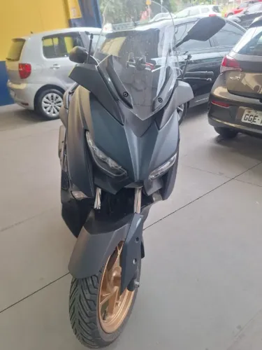 YAMAHA XMAX 250 ABS 2024 6.800km