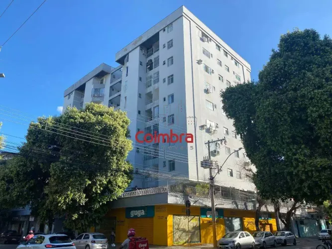Apartamento alto padrão no centro