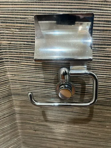 Suporte para Papel Higiênico com Tampa (fixo