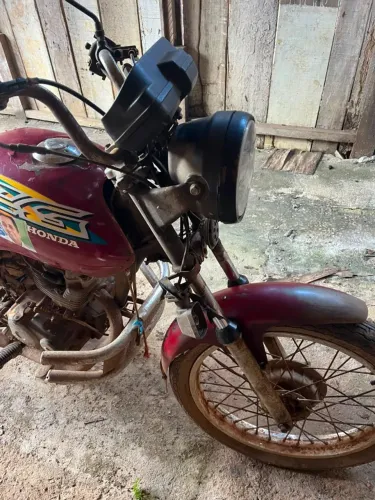 Moto Honda CG 125 - Titan