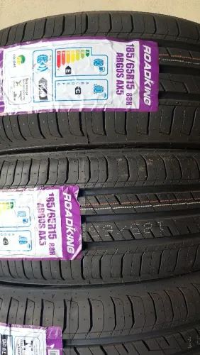 Pneus originais ROADKING 185/65/15.88H