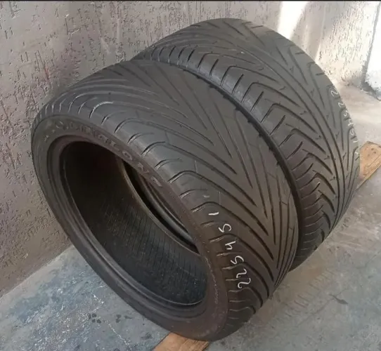 Pneus 225/45 aro 17 seminovos