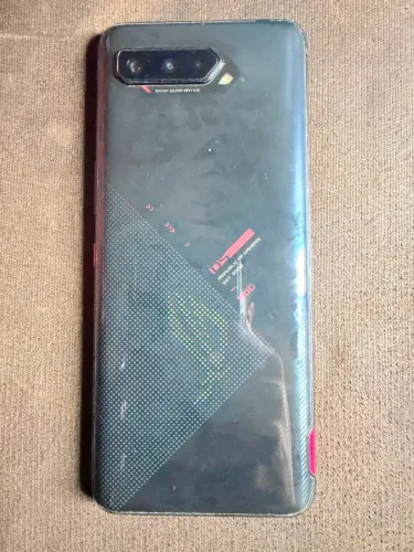 Vendo Asus ROG PHONE 5S. Aceito trocas.