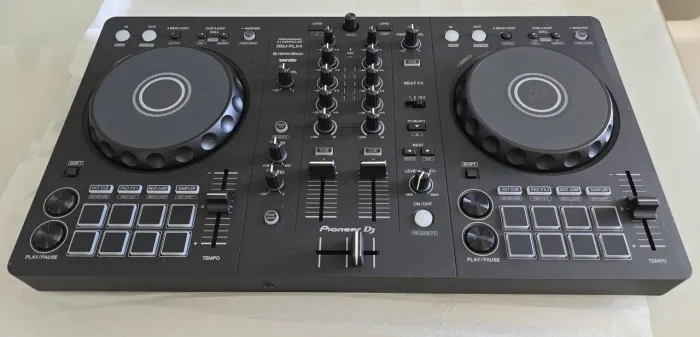 Controladora Dj Pioneer DDJ-FLX4