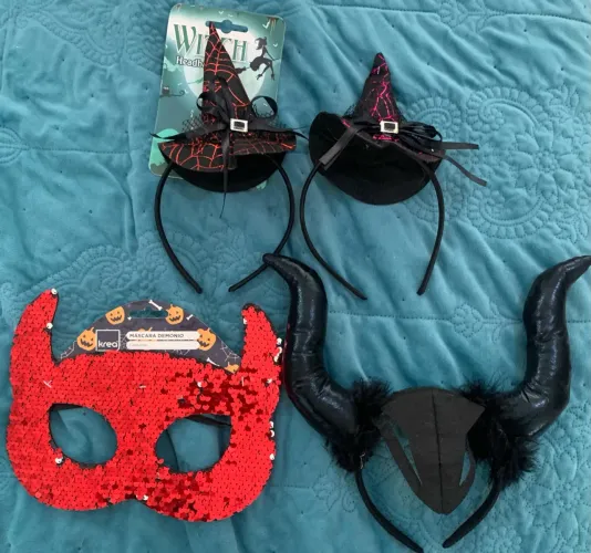 Kit de Fantasias Halloween - Máscaras, Malévola e Tiaras de Bruxa