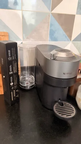 Cafeteira Nespresso VERTUO POP+