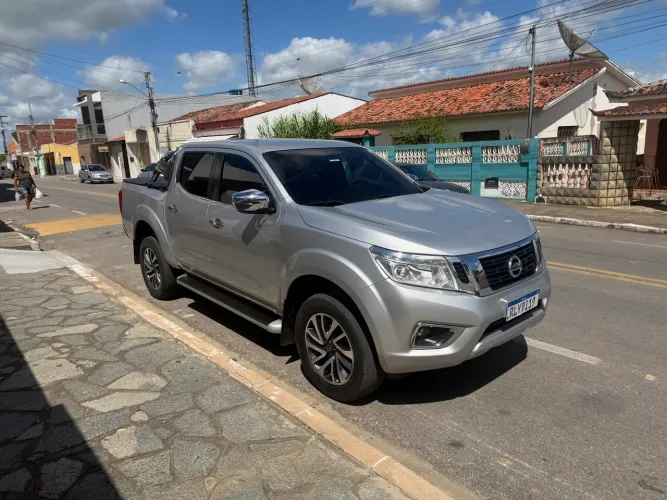 Nissan Frontier XE CD 4X4 2.3 Bi-TB Diesel Aut. 2021