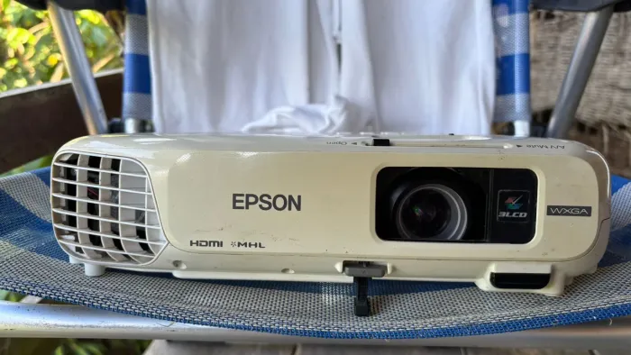 Projetor EPSON PowerLite W28+