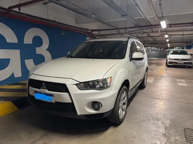 Mitsubishi Outlander 3.0/ GT 3.0 V6 Aut. 2011
