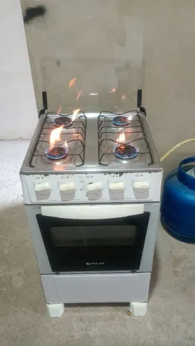 Fogão de 4 bocas