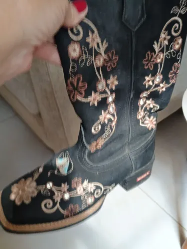 Bota 7estrivos ?