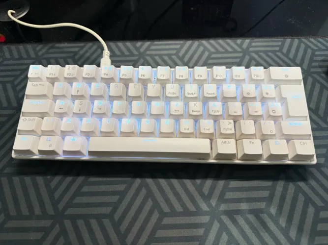 Teclado Mecânico Gamer PCYES ZOT White RGB - Branco