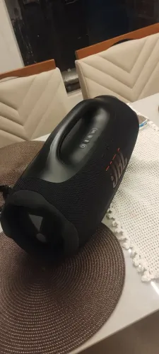 Sim JBL 4 bombox