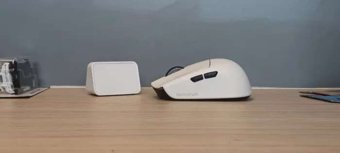Darmoshark M5 Pro - Mouse Gamer Fingertip