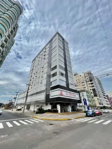 Apartamento 2 dormitorios na zona nova para novembro 2026