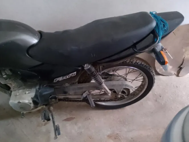 VENDO moto ano 2007