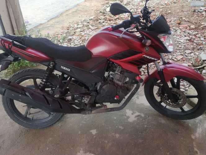 Yamaha fazer 150 Quitada!