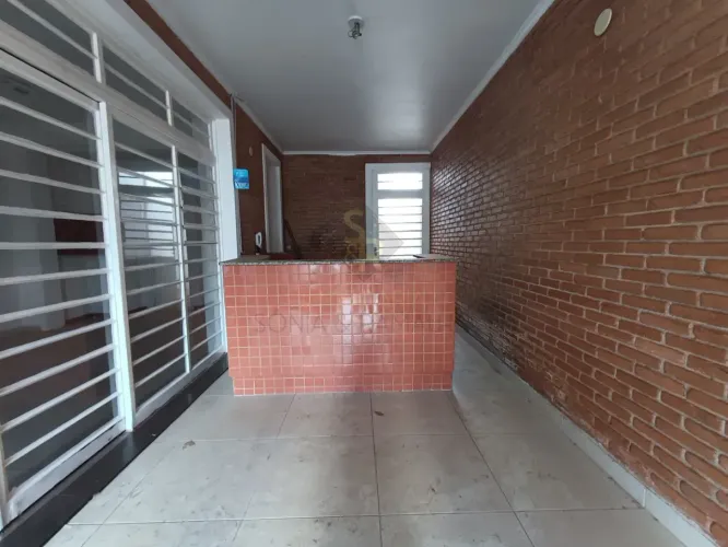 Casa Comercial para Locação no Bairro Vila Seixas, em Ribeirão Preto