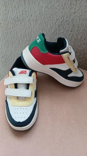 Tênis infantil tamanho 24