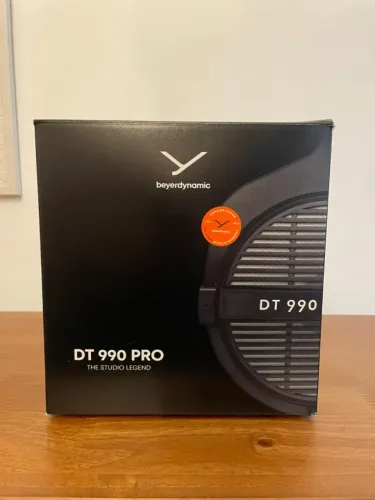 Headphones Beyerdynamic DT-990 PRO