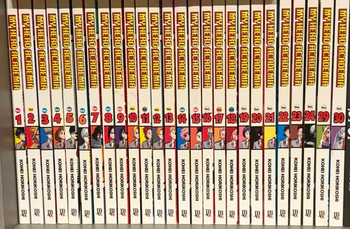 Mangas MY HERO ACADEMIA do 1 ao 30 (faltando 25, 26, 27 e 28)