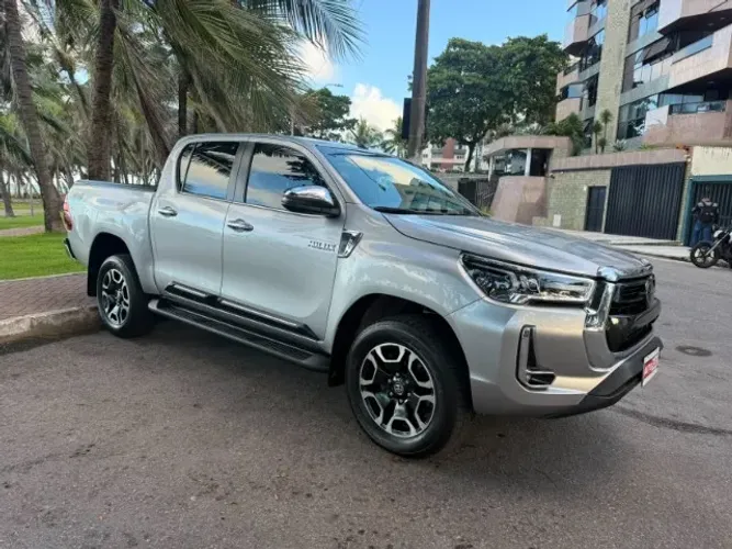 Toyota Hilux CD SRX Limited 4X4 2.8 TDI Die.aut 2023