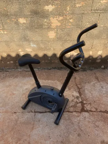 BICICLETA ERGOMÉTRICA BP 880