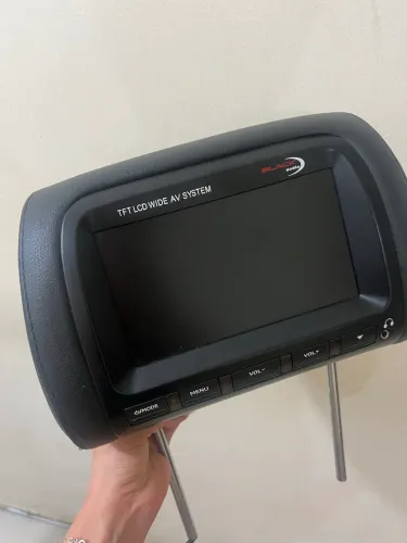 Descanso de cabeça com monitor 7 TFT LCD