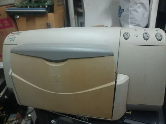 Impressora Hp antiga Deskjet 930c( ler o anúncio)