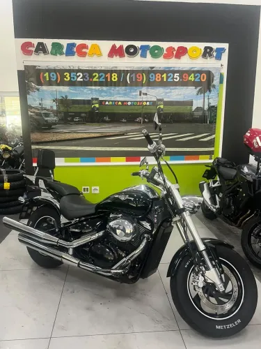 SUZUKI BOULEVARD M800