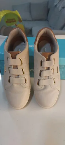 Tenis Feminino Pegada 36