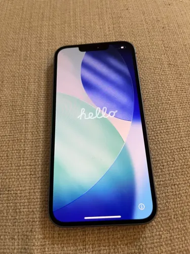 iPhone 14, 256GB na cor Azul.