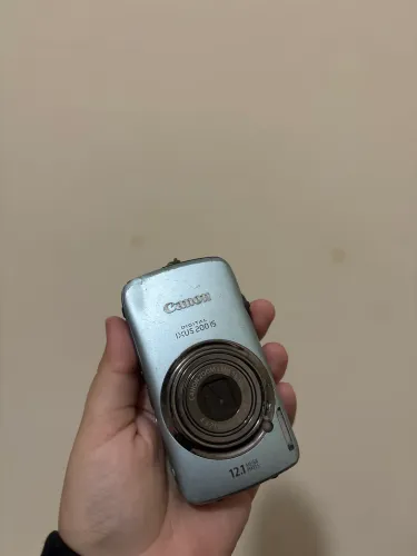 Canon powershot Ixus 200 is