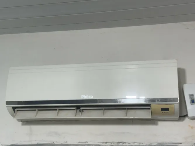Ar condicionado Philco 12.000 btus já com gás