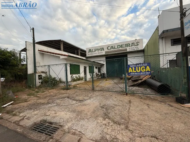 Barracão para alugar em Parque Industrial, Maringá-PR