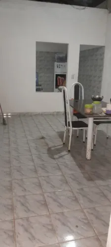 Sítio com casa na beira da estrada