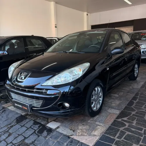 Peugeot 207 Sed. Passion XR Sport 1.4 Flex 8V 4P 2013