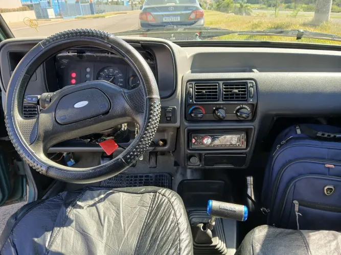 Ford Escort Hobby 1.0 2026