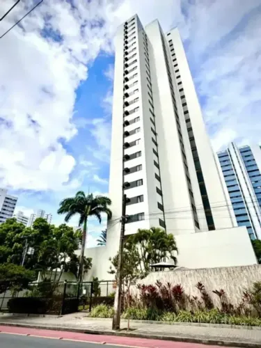 Edf. Tresor | Lindo apartamento ANDAR ALTO em Casa Forte | 4 Quartos suites | 134m² | 2 va