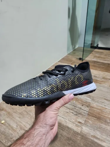 Chuteira Society Umbro Velocita 41