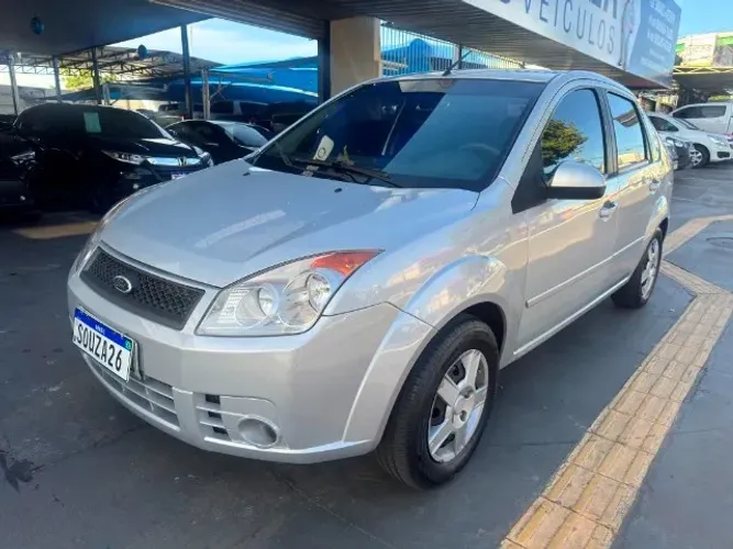 Ford Fiesta Sedan 1.0 8V Flex 4P 2009