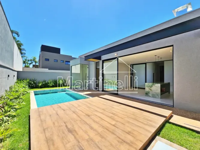 Casa térrea diferenciada à venda no Condomínio Alphaville I, próximo ao Ribeirão Shopping